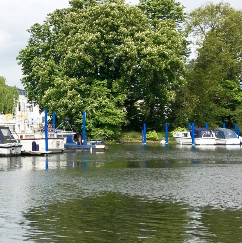 Narrow Beam Boat Moorings afloat for narrow beam canal boats and river cruisers